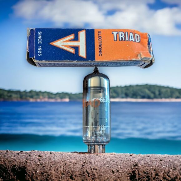Triad 6EB8 Electronic Vacuum Tube New Old Stock Vintage Radio Ham Stereo 9 Pins - Picture 1 of 6